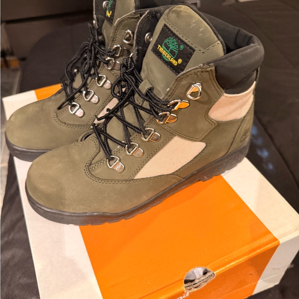 Timberland Men's Olive and Beige Boots